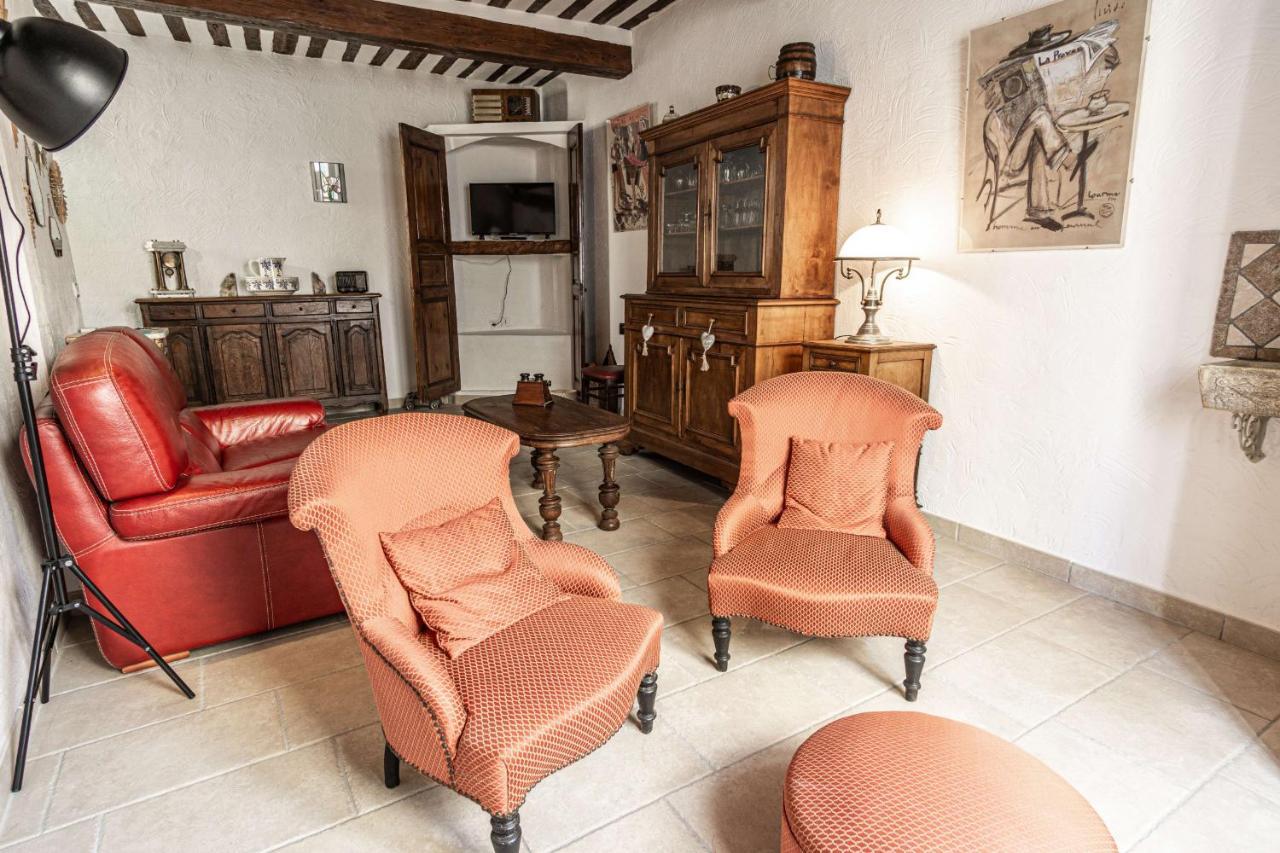 Maison De Village Au Coeur De LʼIsle-sur-la-Sorgue Dış mekan fotoğraf