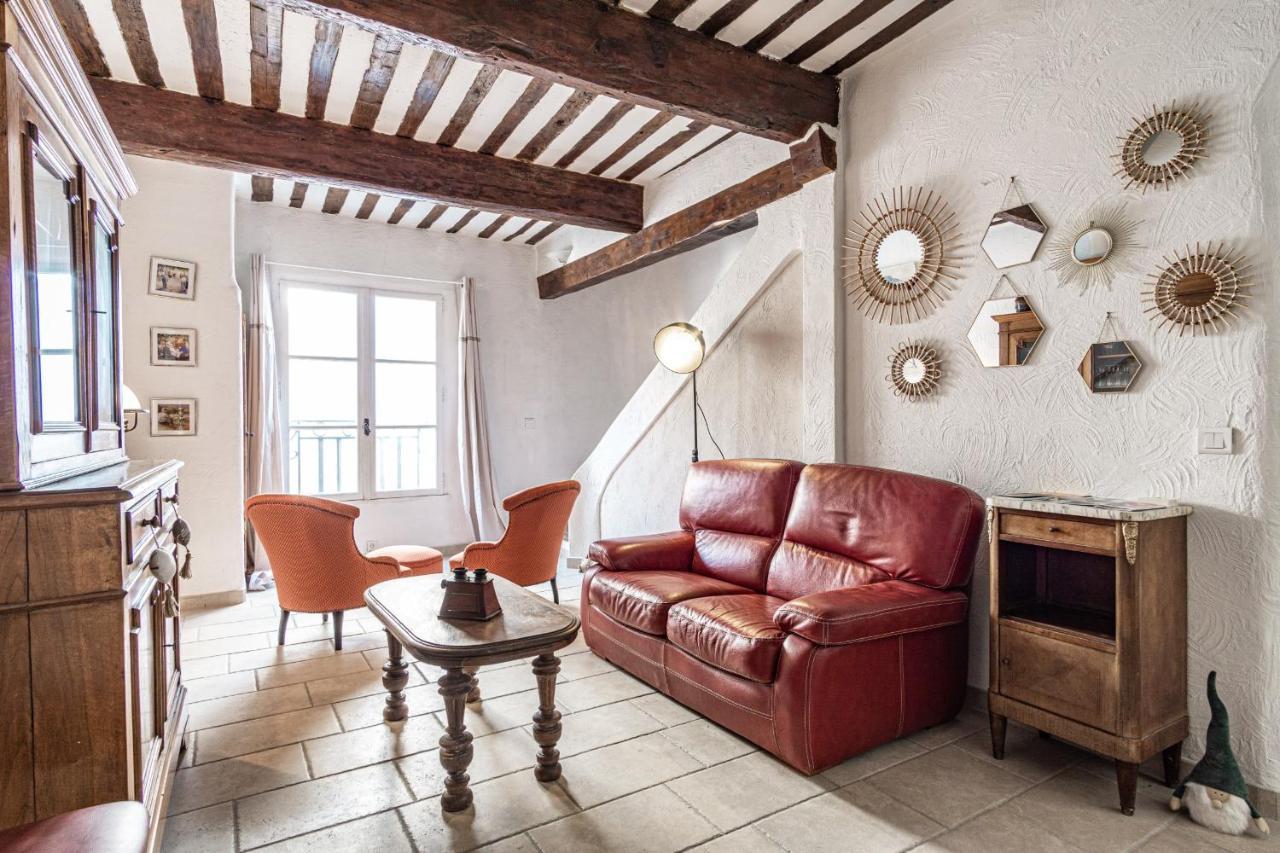 Maison De Village Au Coeur De LʼIsle-sur-la-Sorgue Dış mekan fotoğraf